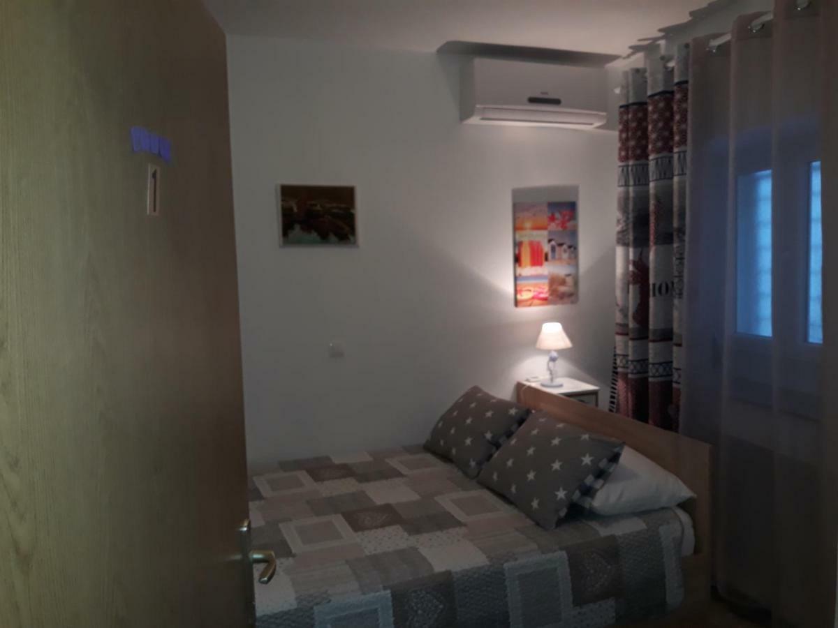 Studio Apartman & Rooms No1 Zadar Extérieur photo